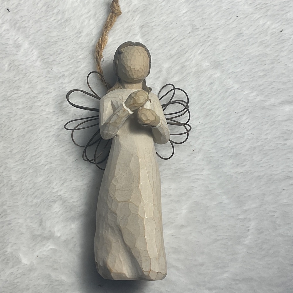 Demdaco Willow Tree Angel of warmth